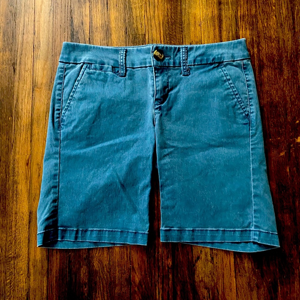 AE stretch Bermuda shorts - blue/teal khaki